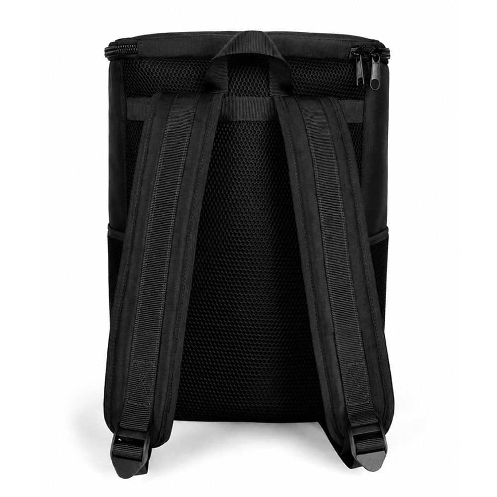 Costas da mochila térmica MIND. All Black, com mesh acolchoado e alças ajustáveis
